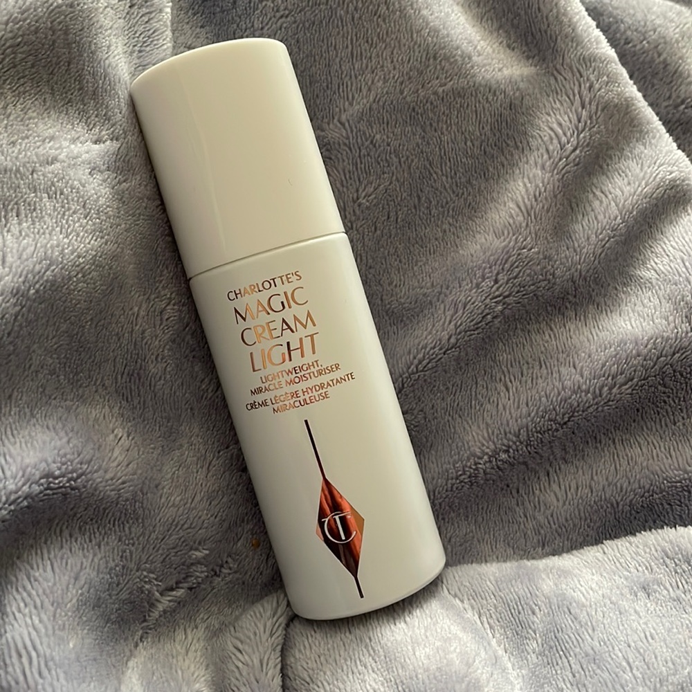 New Charlotte Tilbury Magic Cream Light